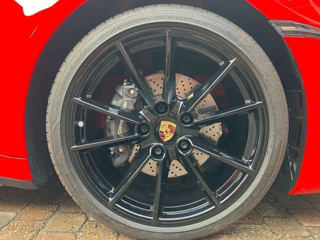 PORSCHE PORSCHE 911 2024