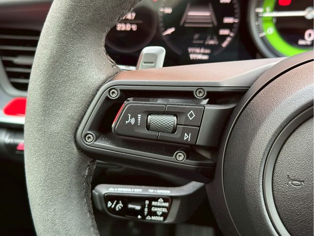 PORSCHE PORSCHE 911 2024