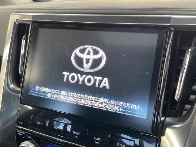 TOYOTA VELLFIRE 2016