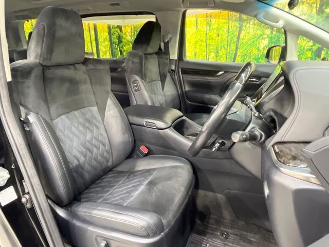 TOYOTA VELLFIRE 2016