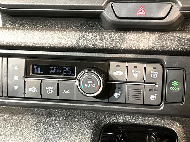 HONDA N BOX CUSTOM 2024