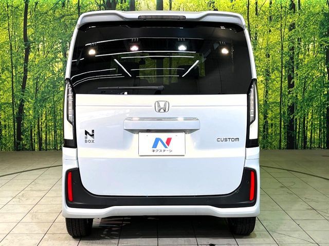 HONDA N BOX CUSTOM 2024
