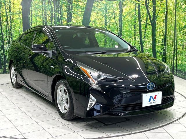 TOYOTA PRIUS 2017