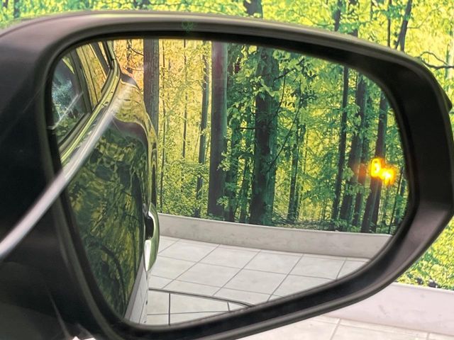 TOYOTA HARRIER HYBRID 2023