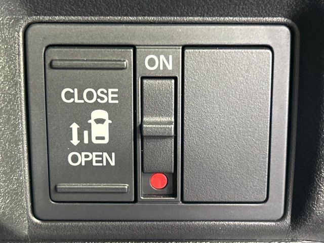 HONDA N BOX CUSTOM 2024