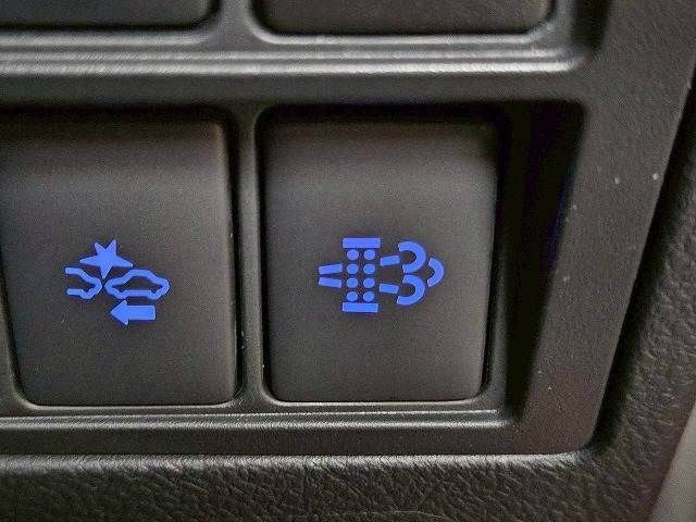 TOYOTA HILUX 4WD 2019