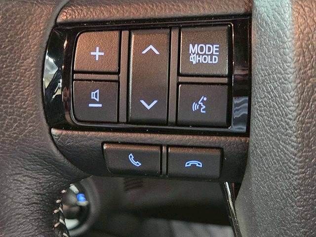 TOYOTA HILUX 4WD 2019