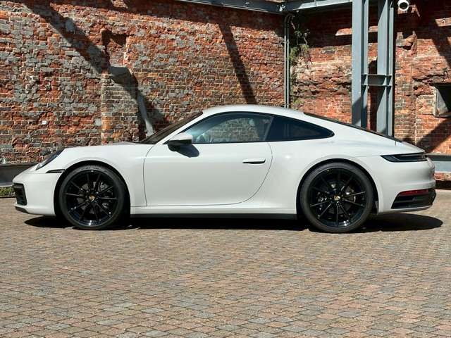 PORSCHE PORSCHE 911 2023