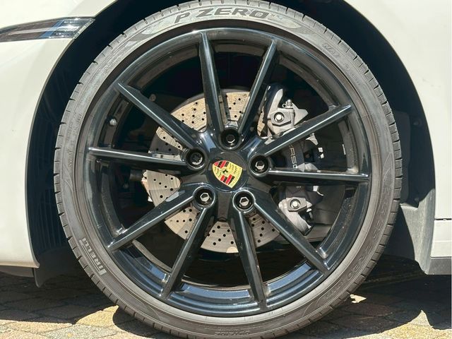 PORSCHE PORSCHE 911 2023