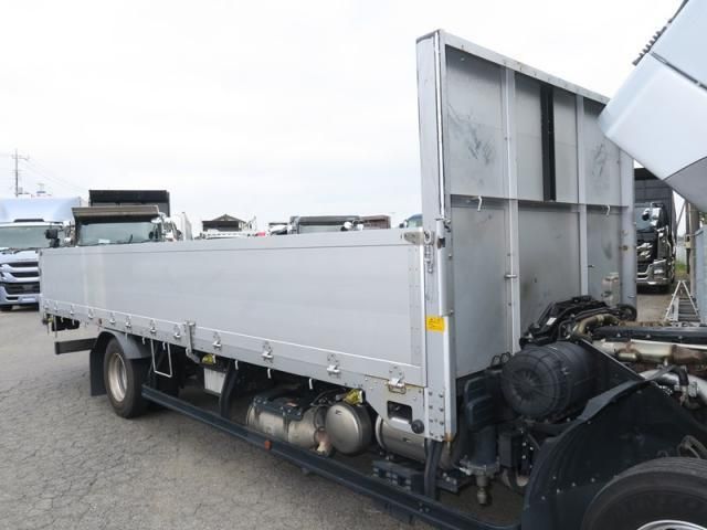 MITSUBISHI FUSOU FIGHTER 2020