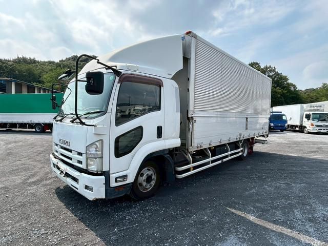 ISUZU FORWARD 2013