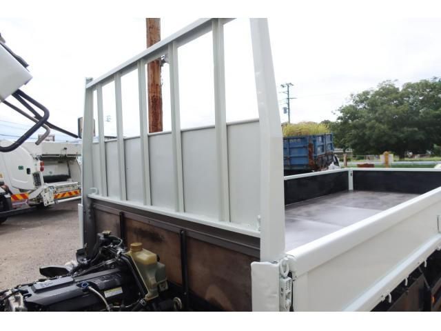 MITSUBISHI CANTER 2021