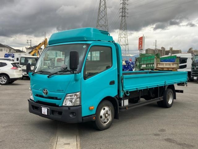 TOYOTA DYNA 2021