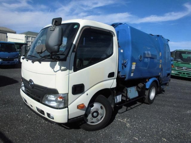 HINO DUTRO 2016