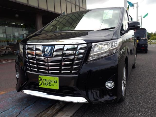 TOYOTA ALPHARD hybrid 4WD 2017