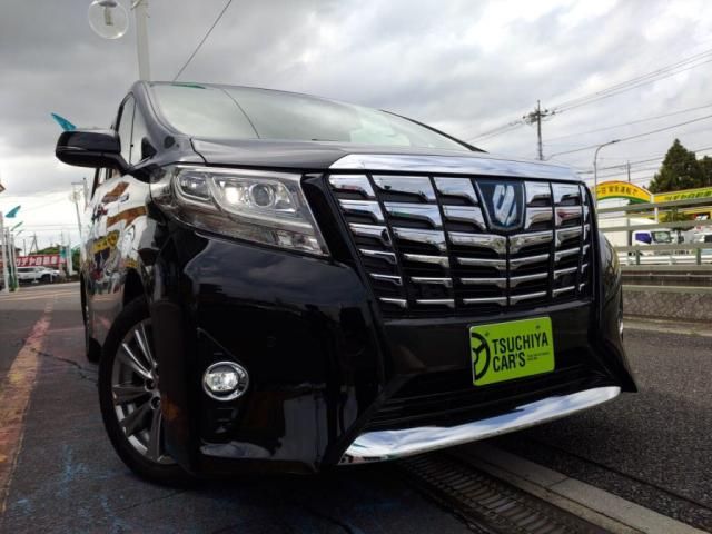 TOYOTA ALPHARD hybrid 4WD 2017