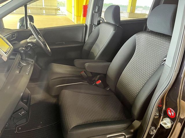 HONDA FREED Spike 2012