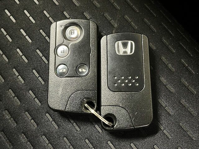 HONDA FREED Spike 2012