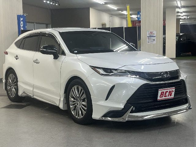 TOYOTA HARRIER HYBRID 2021