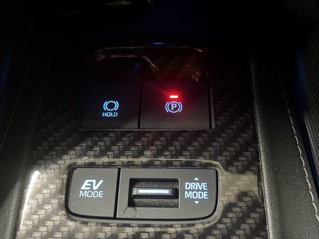 TOYOTA HARRIER HYBRID 2021