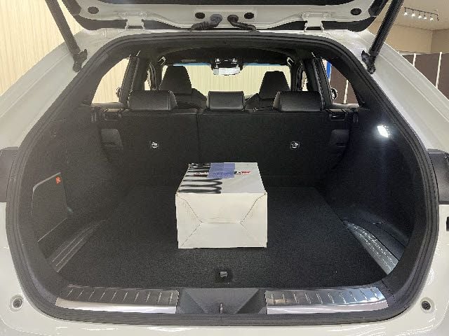 TOYOTA HARRIER HYBRID 2021