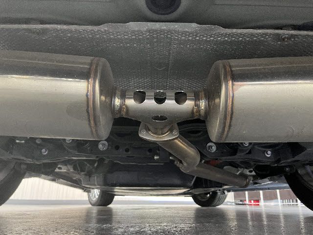 TOYOTA HARRIER HYBRID 2021