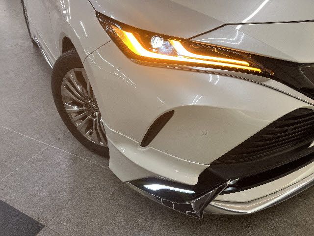 TOYOTA HARRIER HYBRID 2021