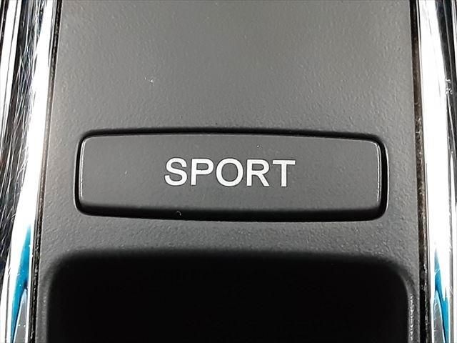 HONDA VEZEL HYBRID 2015