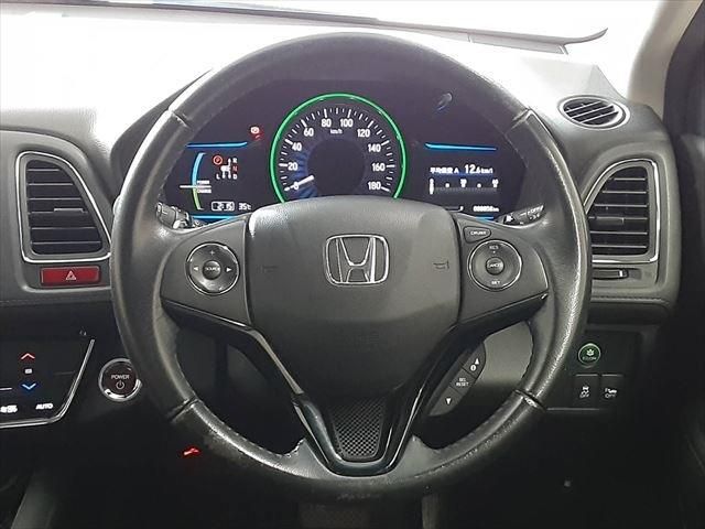 HONDA VEZEL HYBRID 2015