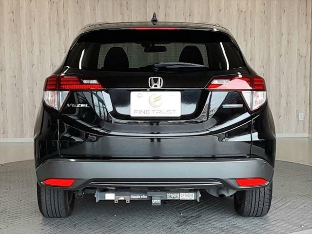 HONDA VEZEL HYBRID 2015