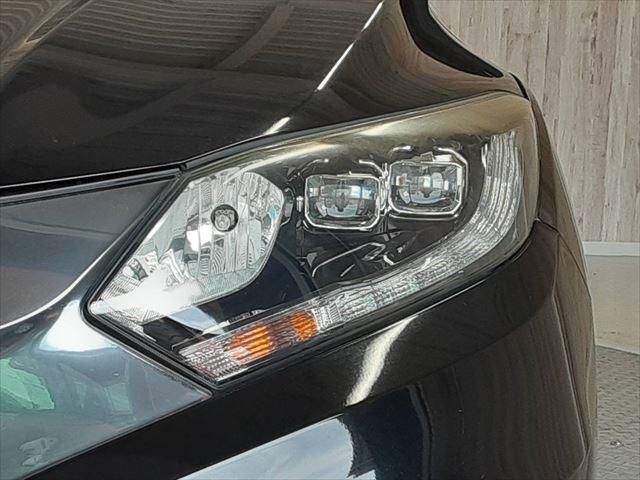 HONDA VEZEL HYBRID 2015