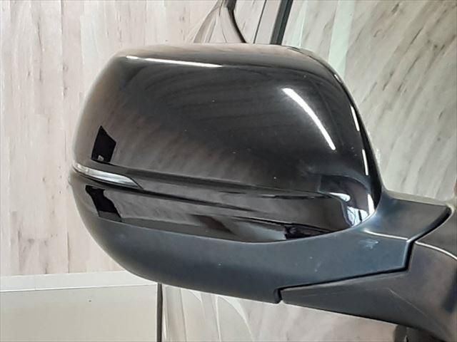 HONDA VEZEL HYBRID 2015