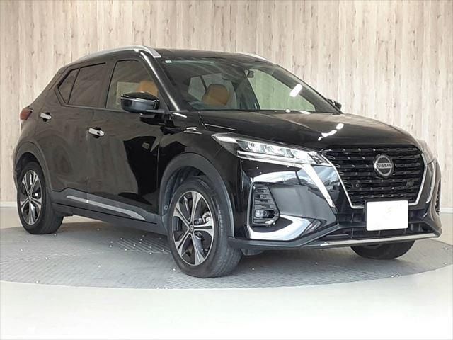 NISSAN KICKS 2022