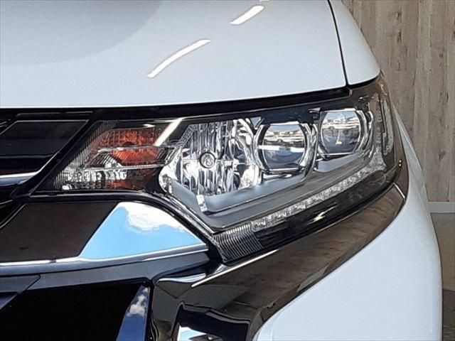 MITSUBISHI OUTLANDER PHEV 2015