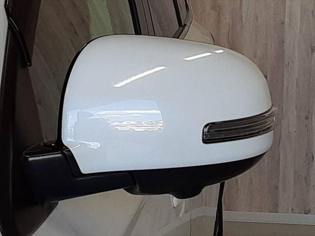 MITSUBISHI OUTLANDER PHEV 2015