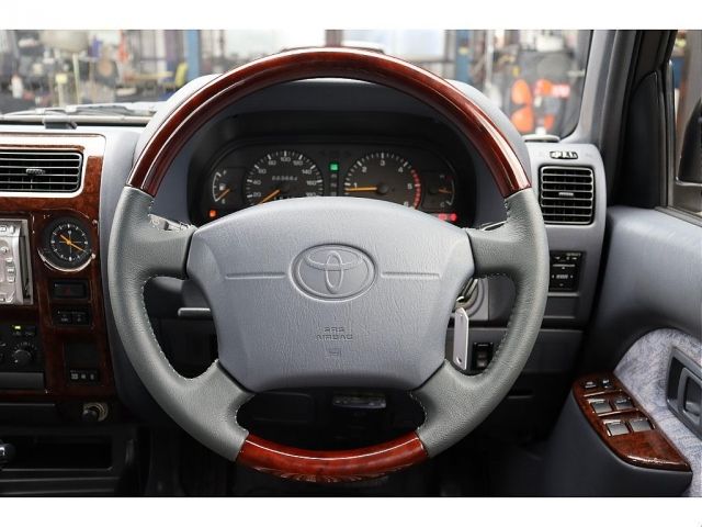 TOYOTA LANDCRUISER PRADO 1997