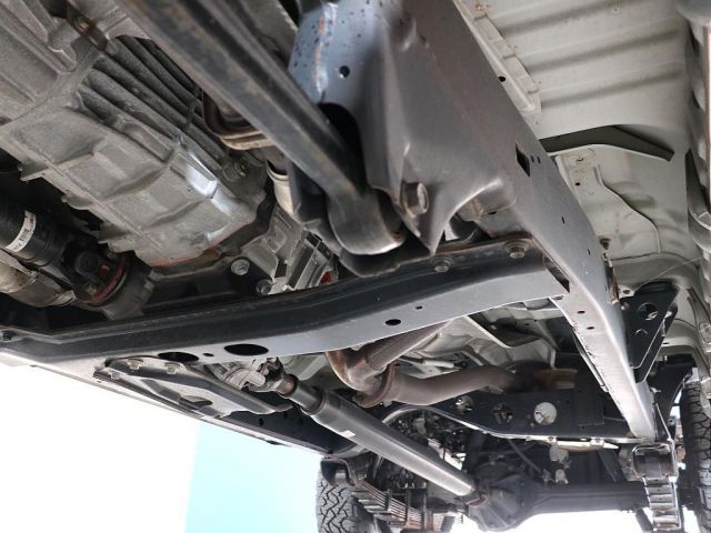 TOYOTA LANDCRUISER PICKUP 2015