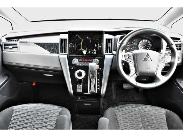 MITSUBISHI DELICA D:5 4WD 2022