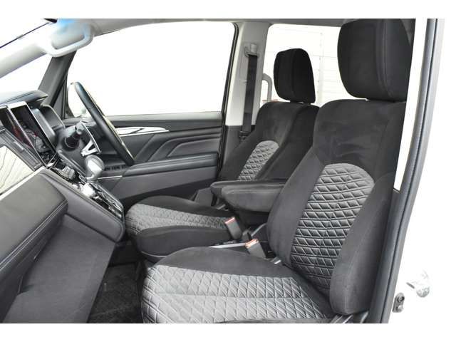 MITSUBISHI DELICA D:5 4WD 2022