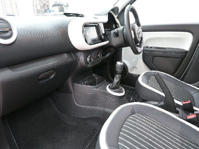 RENAULT RENAULT TWINGO 2023