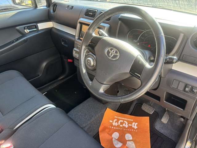 TOYOTA PIXIS SPACE 4WD 2013