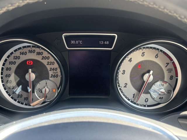 MERCEDES BENZ MERCEDES BENZ GLA class 2015