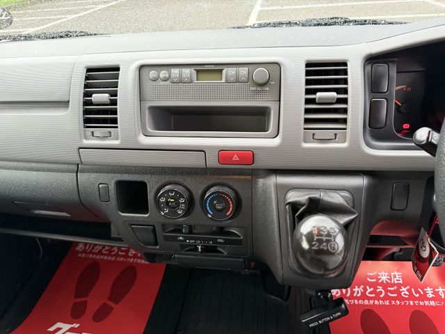 TOYOTA HIACE van 4WD 2006