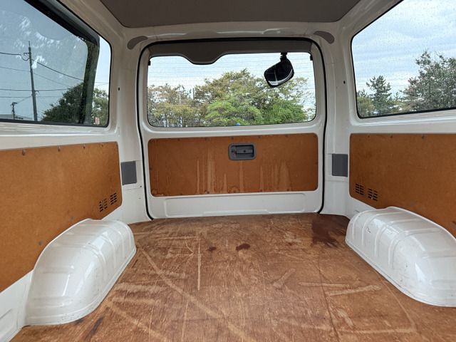 TOYOTA HIACE van 4WD 2006