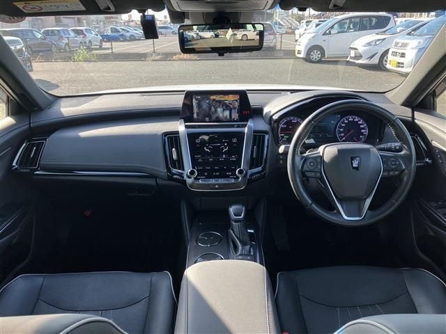 TOYOTA CROWN sedan hybrid 2018