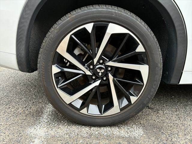 MITSUBISHI OUTLANDER PHEV 2023