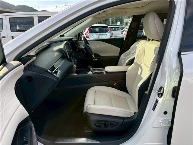 TOYOTA LEXUS RX450h+ 2023