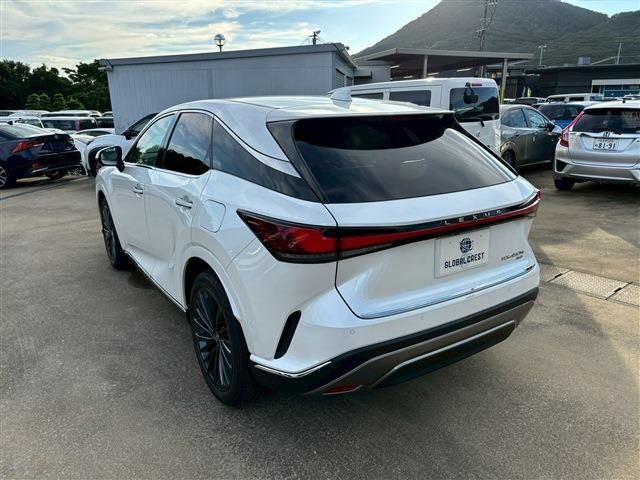 TOYOTA LEXUS RX450h+ 2023