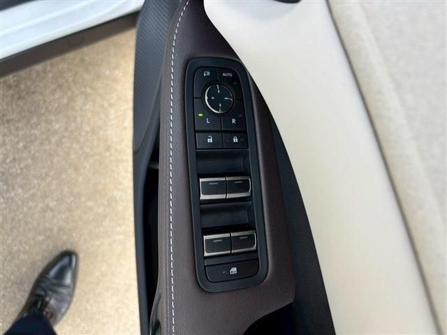 TOYOTA LEXUS RX450h+ 2023