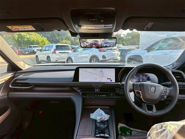 TOYOTA CROWN sedan hybrid 2024